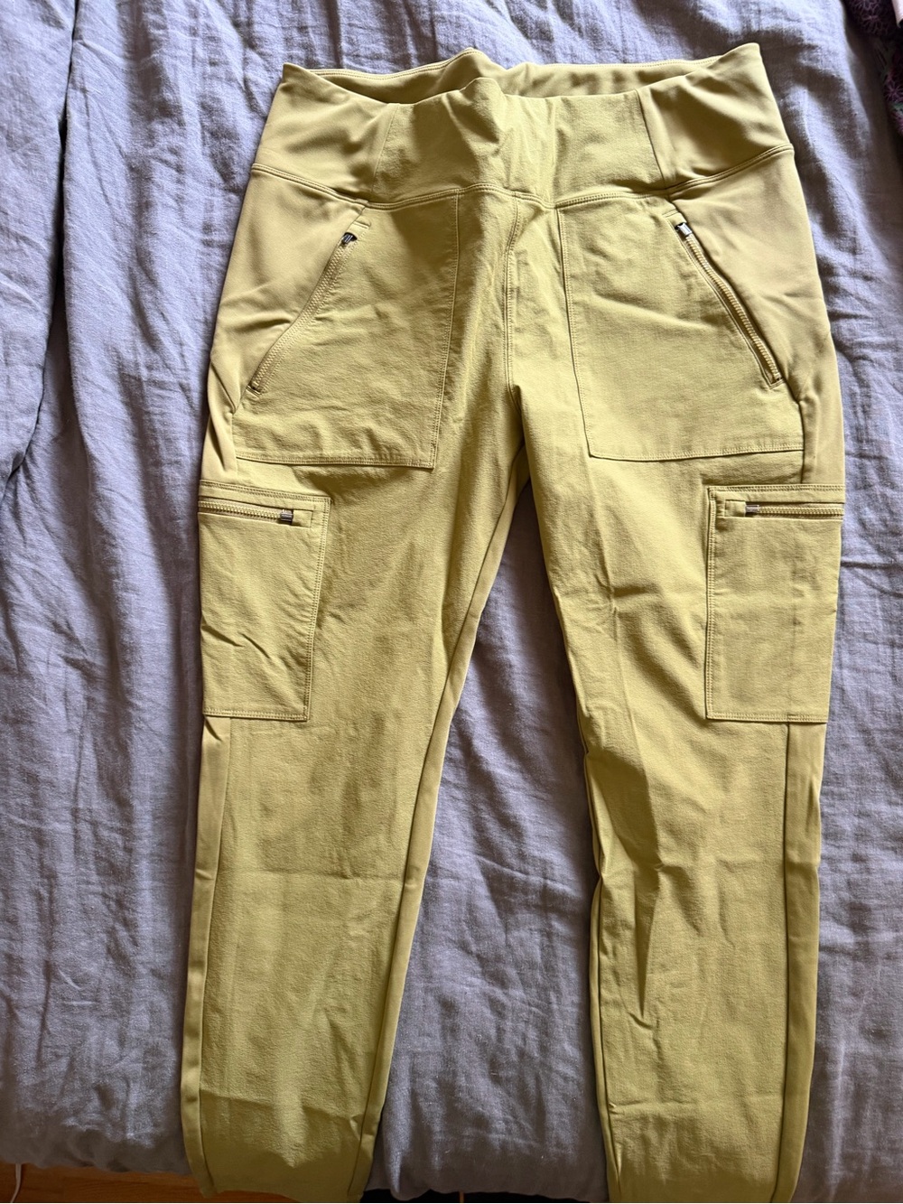 Athleta Headlands Hybrid Cargo Tights